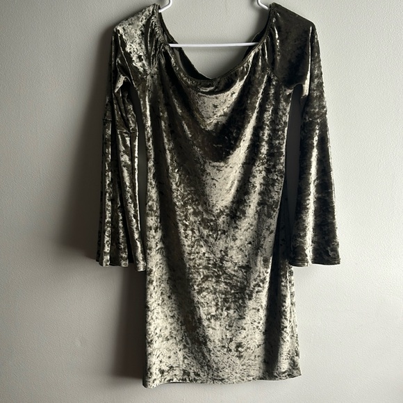 Dresses & Skirts - Off the shoulder Velour Bodycon Dress